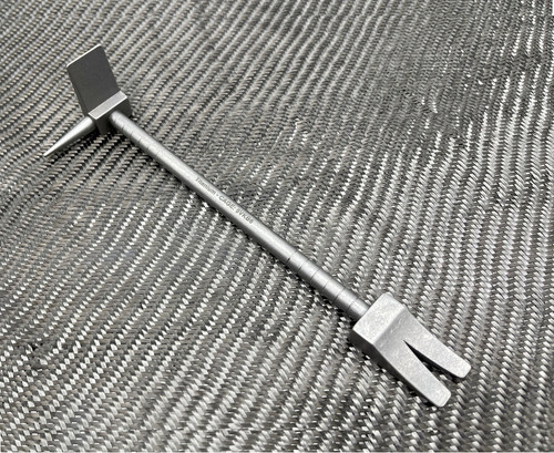 Titanium hooligan bar - 8",