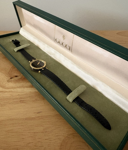Gucci 2000l women swiss - women’s,