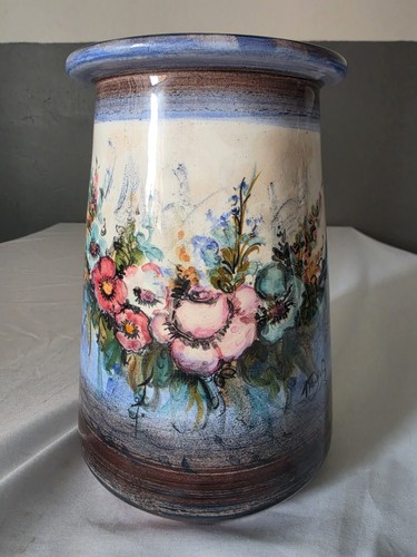 Studio pottery vase - pottery.,