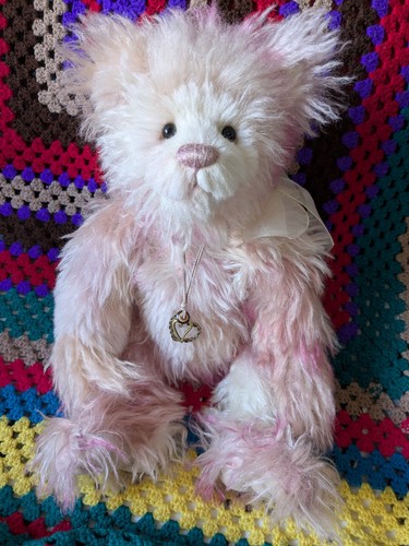 Charlie bears 2018 - (43cm),
