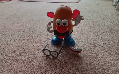 Potato head toy - head, story