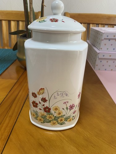 White floral ceramic jar with - white,