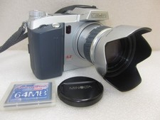 Minolta Konica DiMAGE 7 Digital Camera 5.2MP, 2 x 64MB ComputerFlash Cards