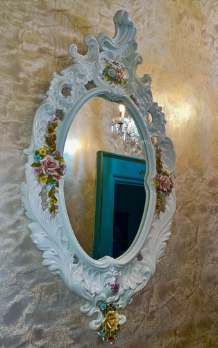 Antique and rare - 1920, de