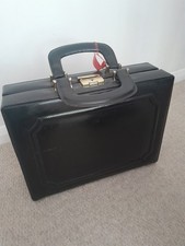 Vintage 1970s Ladies Black Executive Briefcase Attache Vanity Case & Key (2723b)
