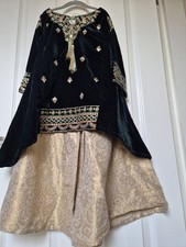 Girl's Green Velvet motif 5-6