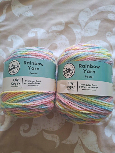 Crafty rainbow yarn - so,