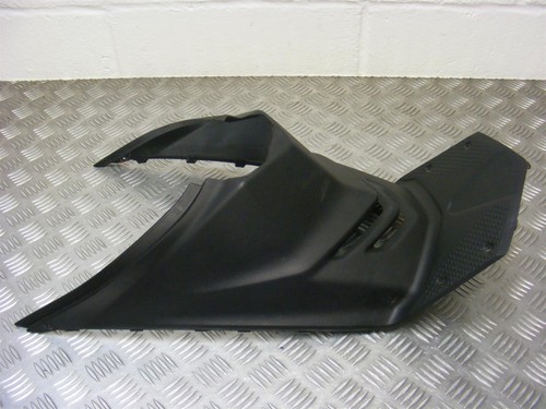 Sym mask panel centre seat - mask,