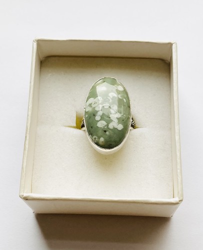 Stunning peace jade oval 925 - oval,