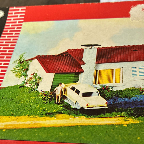 Playcraft 377 building model - 377,