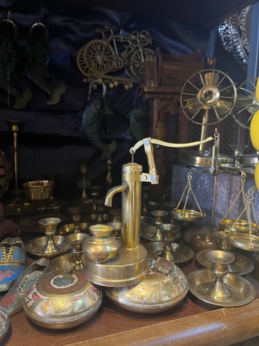 Vintage solid brass hand water - solid,