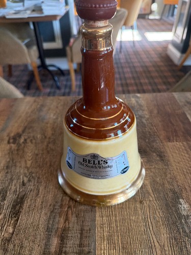 Wade commemorative bell - wade, bell's