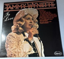 Tammy Wynette - In Love -