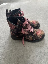 Dr. Martens 1460 Floral Print