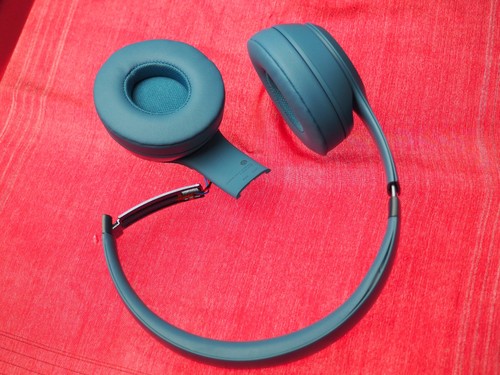 Beats solo blue bluetooth - beats,