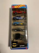 Hot wheels 5 car Die-cast car pack Batman comic book series with 1960s Batmobile
