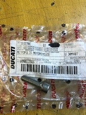 1 x VIS TCEI M8X30 ducati