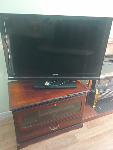 Sony bravia 42in - bravia, lcd