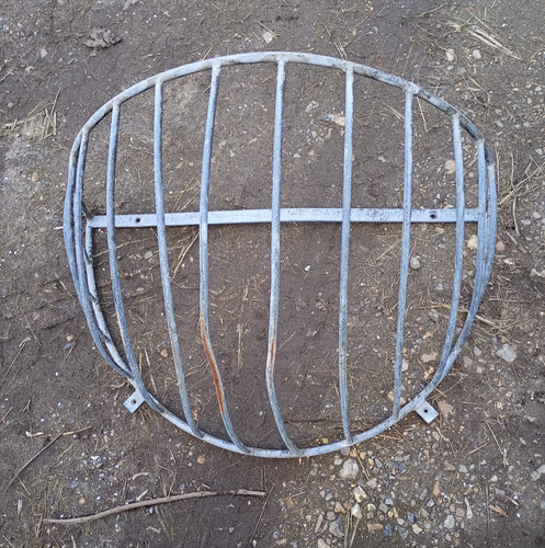 Wall mounted hay - mounted, rack