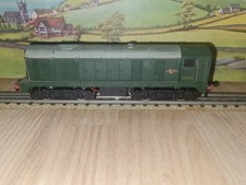 HORNBY DUBLO RAILWAYS OO GAUGE 3 RAIL  Bo-Bo DIESEL ELECTRIC LOCOMOTIVE D8000