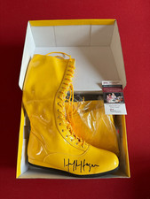 Hulk Hogan, "Autographed"