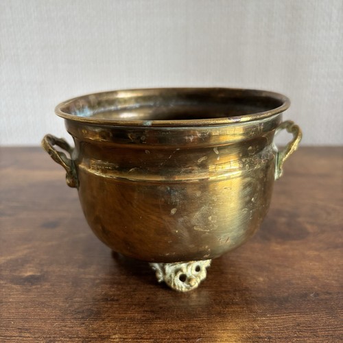 Vintage brass jardinière - brass,
