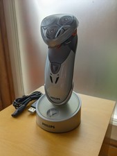 Philips HQ9140 Smart Touch XL shaver
