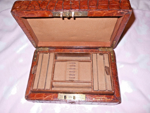 Antique crocodile skin - antique,