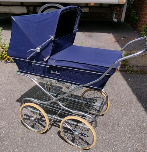 Vintage silver cross coach - silver,