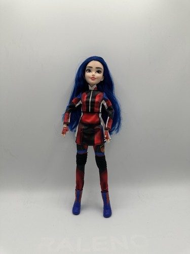 Disney descendants doll - 3, evie