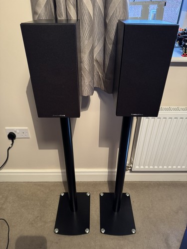 Bowers and wilkins black - wilkins,