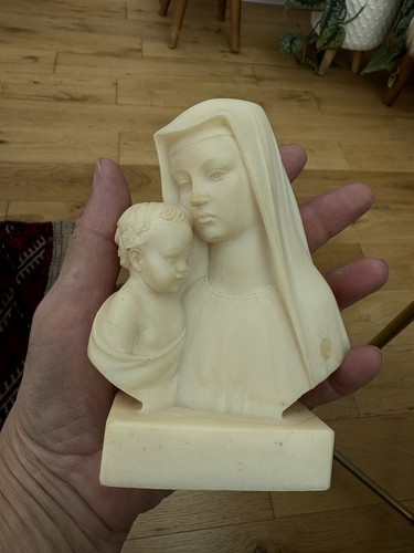 Madonna child figure - &,