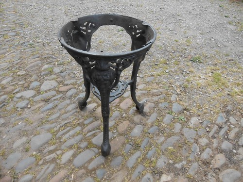 Cast iron pub table - cast,