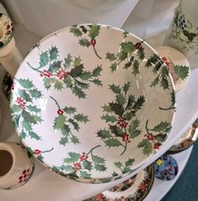 Royal Stafford Holly 19cm