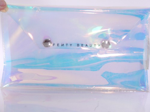 Fenty plastic makeup - fenty,