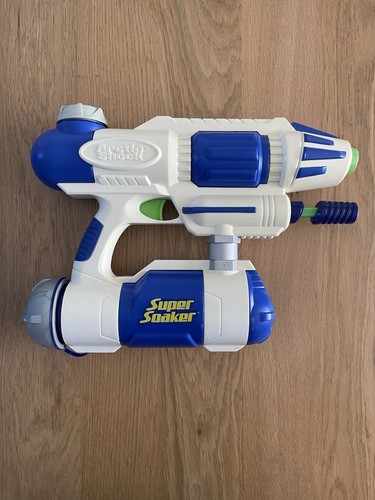 Vintage 2004 super soaker - super,
