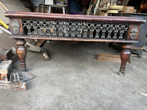 Occasional spanish table - ,