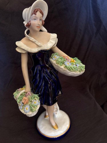 Vintage royal dux woman - vintage,