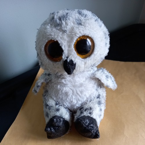 Hendrick snowy owl - snowy,