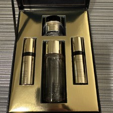 Estee Lauder Re Nutriv