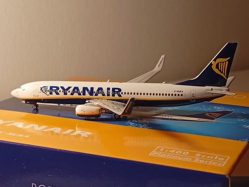 Phoenix ryanair boeing - ryanair, uk