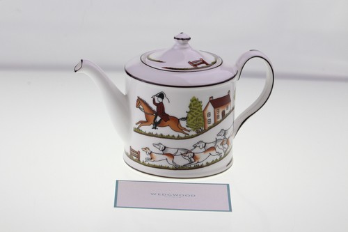 Wedgwood hunting scene - wedgwood,