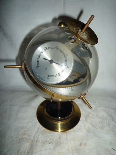 Weather station weather ball