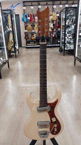 Guyatone electric guitar - electric,