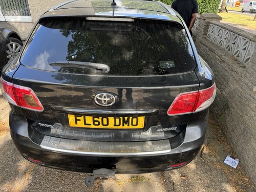 Breaking toyota avensis - toyota, 2.2