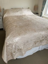 Vintage Satin Reversible King Size Bedspread Throw Quilted, Scolloped Edge