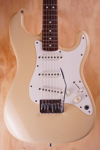 1983 fender knob - 1983,
