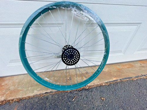 Bicycle wheel huffy - bicycle, panama