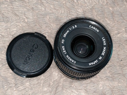 Canon lens 28mm 8 both - fd,