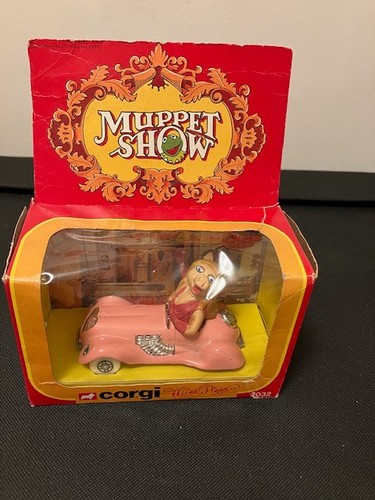 Corgi muppet show 2032 - corgi,